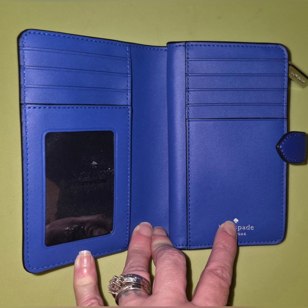 Kate Spade Wallet - Picture 8 of 13